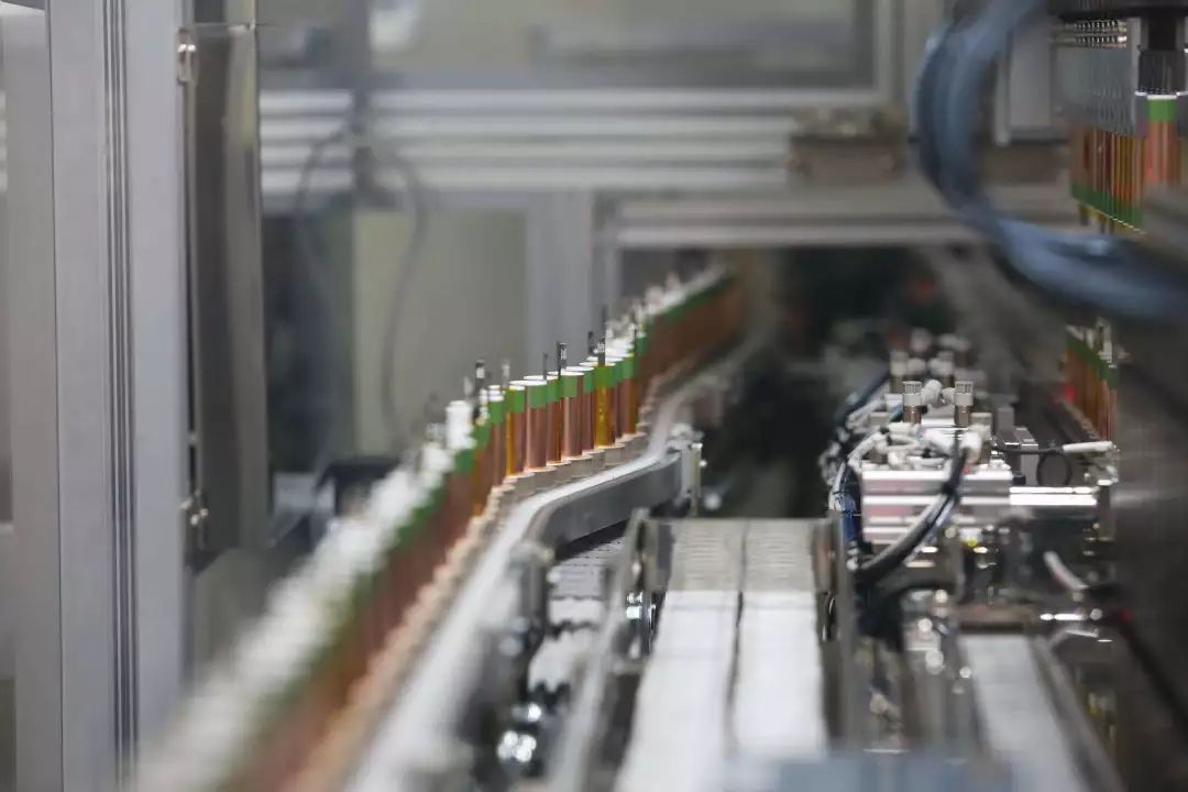 要效率還是要安全，頻繁快充對(duì)新能源車電池有傷害嗎？