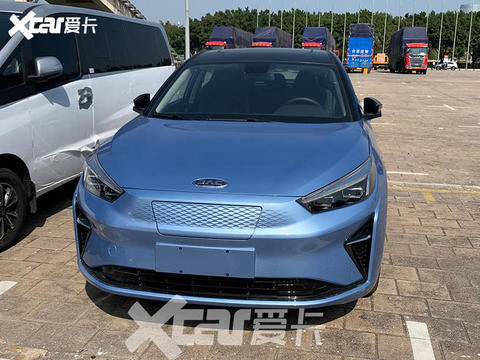 广州车展探馆：江淮嘉悦A5纯电动版曝光