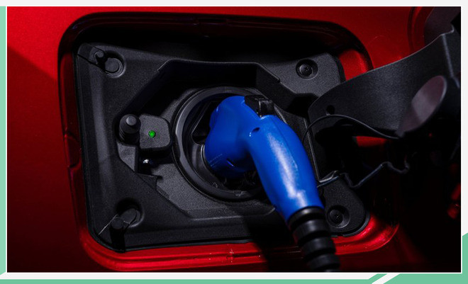 加速5.8秒/油耗僅2.6L 豐田RAV4 PHEV即將國產(chǎn)