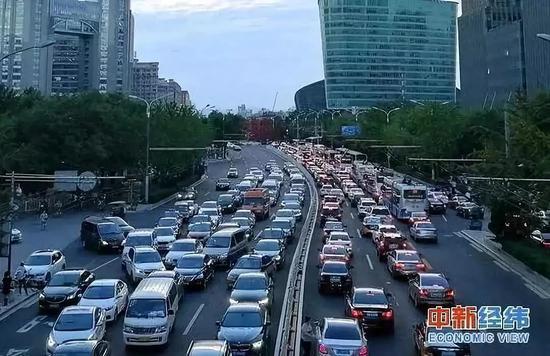 想賣車沒人收、換新<a class='link' href='http://ewshbmdt.cn/tag/電池' target='_blank'>電池</a>太貴 首批新能源車主：我太難了