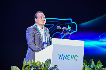 寧德時代曾毓群：2035年電動化率將超過70%