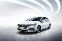 售14.78-17.88万元 2019款荣威ei6 PLUS上市