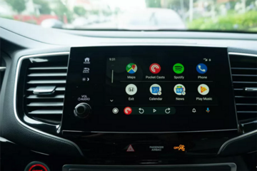 外媒体验新版Android Auto：UI向手机看齐 还有深色主题