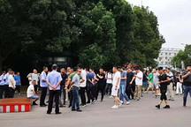 工厂停工，100余家经销商到众泰维权