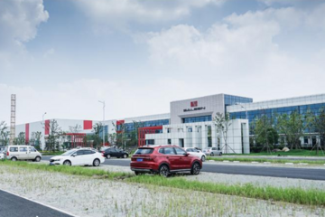 项目延期背后 冷清的赛麟工厂