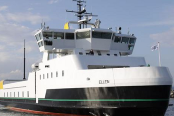 全球最大纯电动渡轮完成处女航