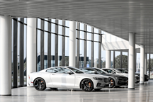 沃尔沃旗下混动轿跑极星1年底将交付，年产500辆售价145万