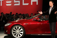 激进管理、超级优待、压力重重，特斯拉豪赌“中国工厂”