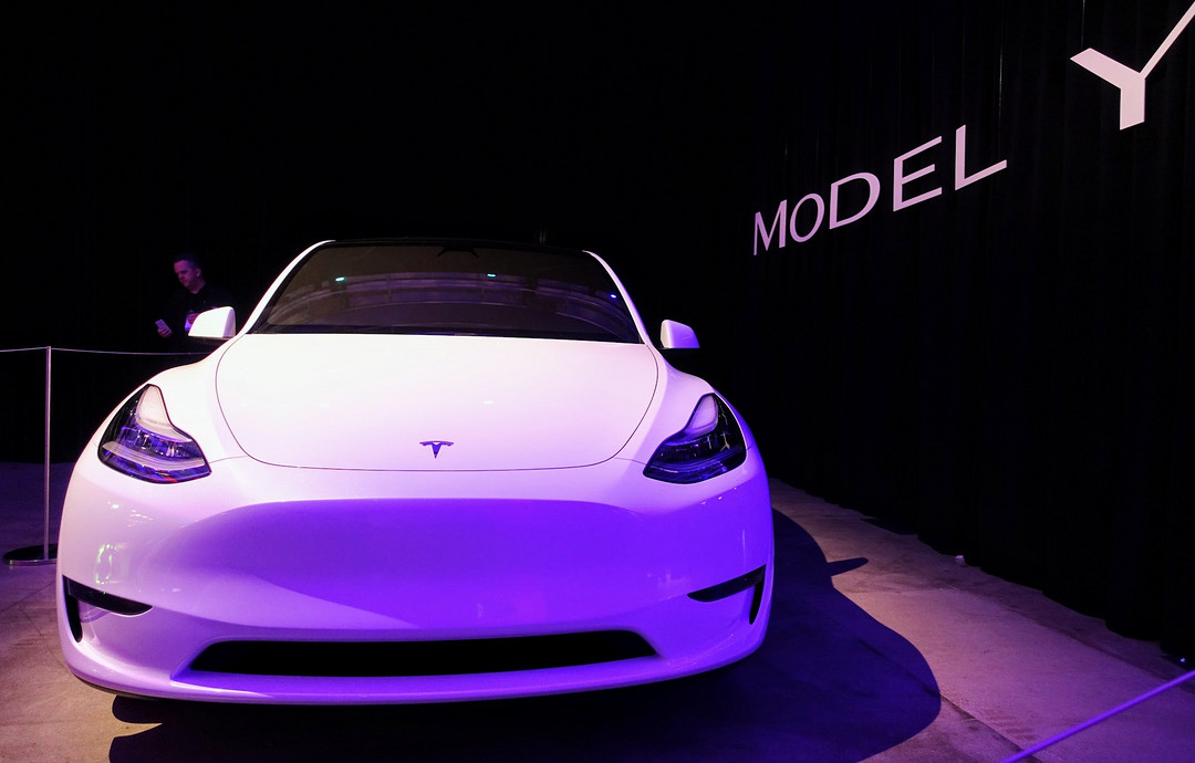 Tesla-Model-Y-White-Purple-CleanTechnica-Kyle-Field.jpg