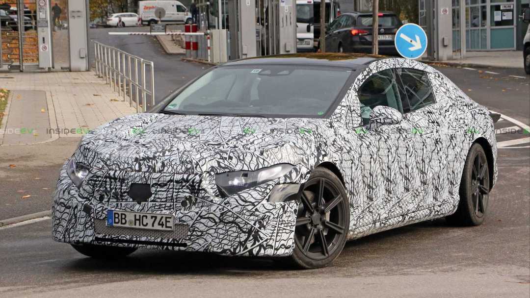 mercedes-benz-eqs-prototype-spy-photo (1).jpg
