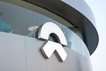 孙正义能舍命救WeWork，为何没人愿意接盘蔚来？