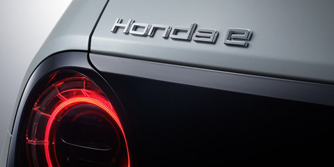 honda-e-badge-2000.jpg