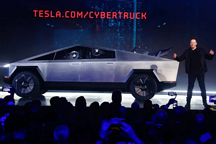 酷得彻底，丑得绝对，马斯克一款“钢铁”皮卡抢尽广州车展所有风头