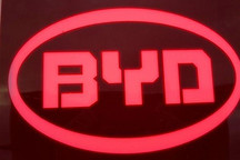 比亚迪牵手中国移动放大招：5G SIM卡车钥匙来了