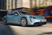 保时捷Taycan已获3万辆预订单