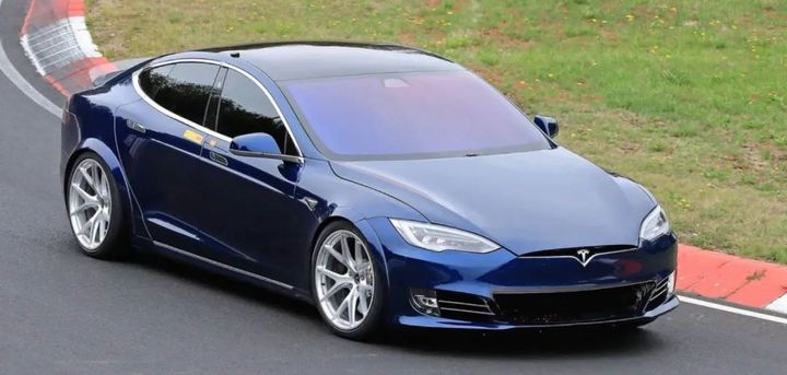 特斯拉Model S Plaid可能要跳票了