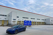 又有特斯拉Model 3车主要闹事儿了