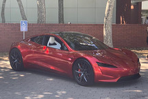 特斯拉新款Roadster跑车又要跳票了