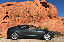 机器比人更安全！特斯拉发布2020第一季度车辆安全报告