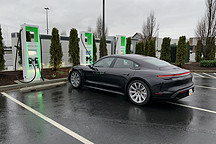 保时捷Taycan还有机会挑战特斯拉Model S地位吗