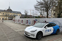 12月见！马斯克宣布重写版特斯拉自动驾驶软件推迟发布