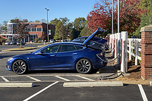 威马起火理想断轴特斯拉割韭菜，哪个品牌电动汽车值得买？