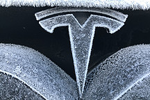 进击的特斯拉，19天在国内开了100座超级充电站