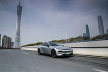 销量说明一切！来吧，看看蔚来、小鹏、特斯拉最新成绩单