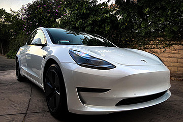 特斯拉Model 3，上半年法國電動汽車銷冠，總榜第5