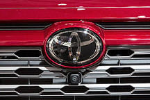 豐田認(rèn)慫了？開始從游說阻止電動(dòng)汽車發(fā)展，轉(zhuǎn)向斥巨資建工廠了