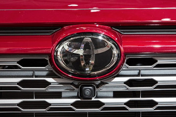 丰田认怂了？开始从游说阻止电动汽车发展，转向斥巨资建工厂了