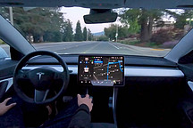 小鹏科技日，马斯克的第二份礼物特斯拉FSD 10.3