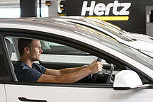 马斯克称，Hertz的10万辆特斯拉汽车订单尚未签订