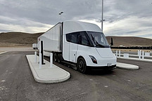 特斯拉Semi交付即将开始，百事可乐率先拿下充电桩安装许可