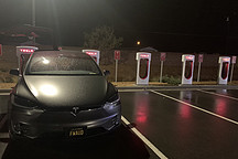 因限制充电速度被判有罪，特斯拉被要求赔车主13万克朗