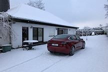 特斯拉要求美国免除石墨关税，因为只有中国才能提供足量供应