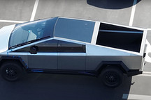 特斯拉Cybertruck整容了，喜欢它的新模样吗？