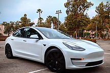 特斯拉Model 3，獲評省錢又環(huán)保電動汽車第1名