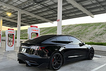 特斯拉2021年财报发布，净利润55亿美元