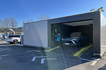 誰能想到，蔚來要造手機(jī)是為了防蘋果