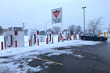 特斯拉的充電槍頭，是當(dāng)前全球范圍內(nèi)的最佳方案嗎