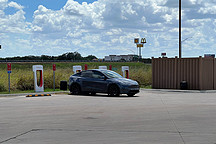 特斯拉Model Y超奔馳GLC，成歐洲高端SUV銷冠