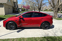 曾经的天花板，已被特斯拉Model Y压得死死的