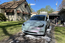 10月份，蔚來、理想交付過萬輛，小鵬汽車5101輛