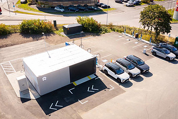 高速公路换电网络，已经成为蔚来护城河了吗