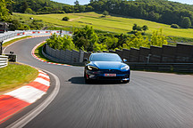 特斯拉Model S Plaid創(chuàng)下紐北量產(chǎn)電動(dòng)汽車單圈紀(jì)錄