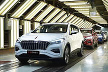 配置丰富，8个BOSE音响，22万起的纯电动红旗E-HS3你会买吗?