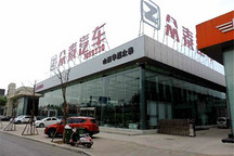 只模仿保时捷是不够的，众泰3亿巨亏出路在哪？