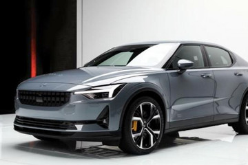 极星2亮相海口车展，被人围观，或将硬钢Model 3