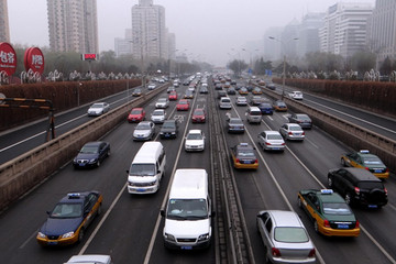 北京今年小客车指标总数公布：新能源54200个